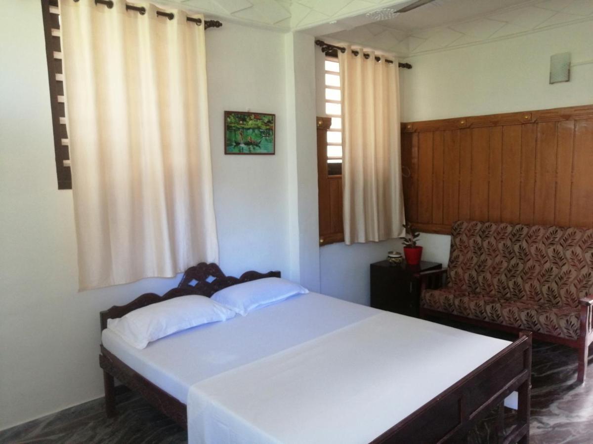 Blue Waves Beach Residency Hotel Varkala Kültér fotó